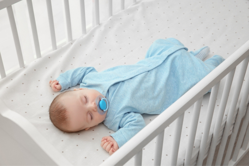 Turvalise une ABC: kuidas tagada oma beebile turvaline unease?